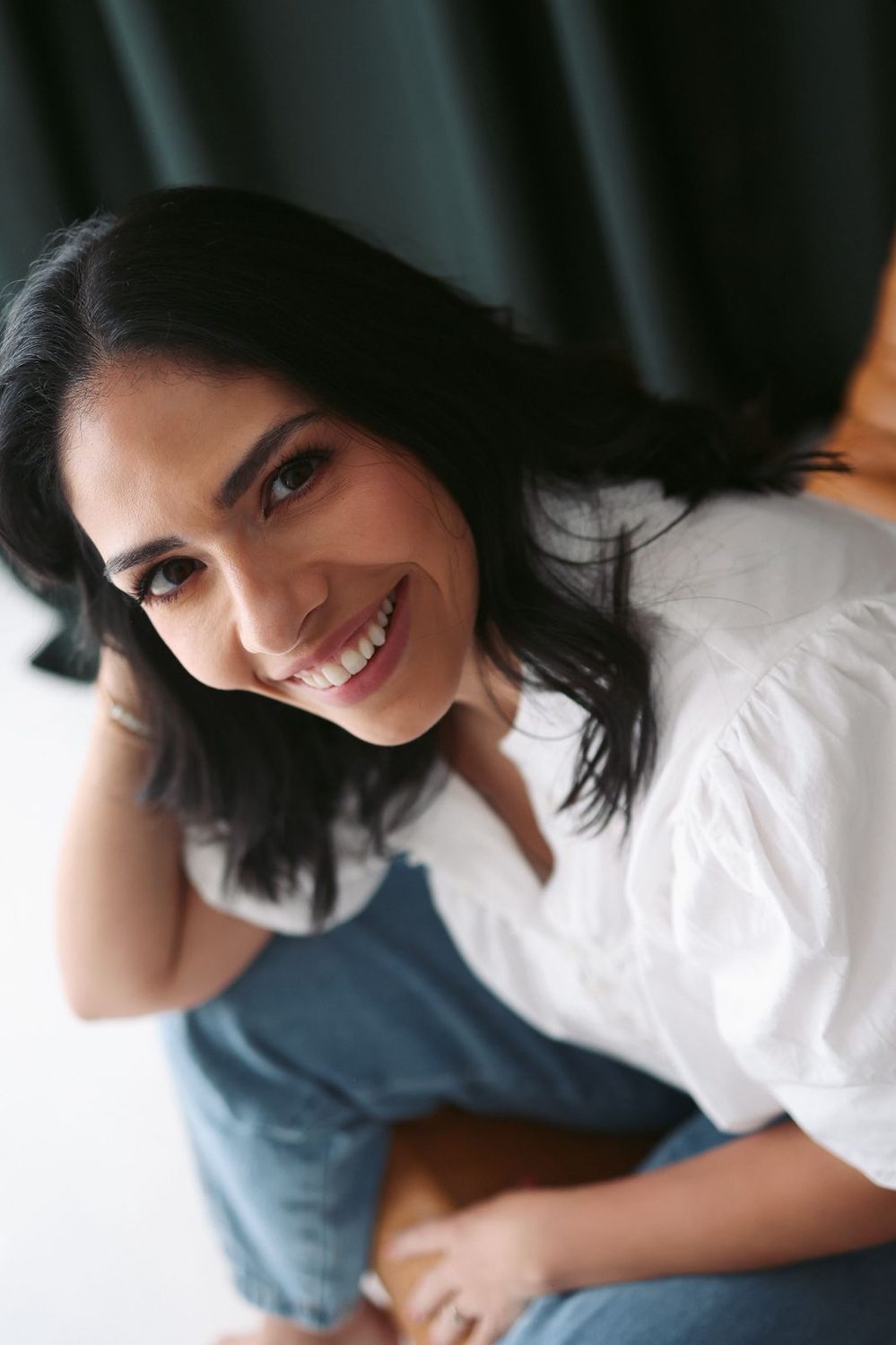 Dra. Gabriela Junqueira, médica dermatologista com atuação em dermatologia infantil em Campo Grande/MS.
